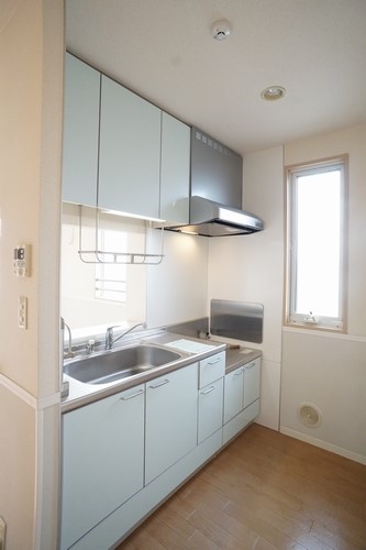 シャーメゾン湘南 202号-3