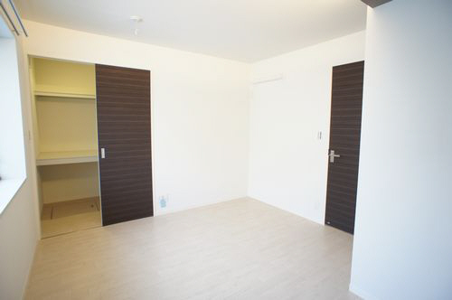 ヴィラ　シャルマン 101号-7