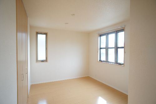 イーストガーデン　Ⅱ 202号-6