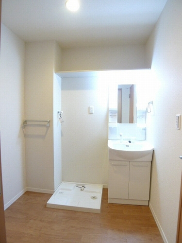 ラピュータ鎌倉 102号-3