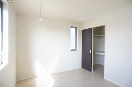 メゾン・ド・モンシェール 201号-8