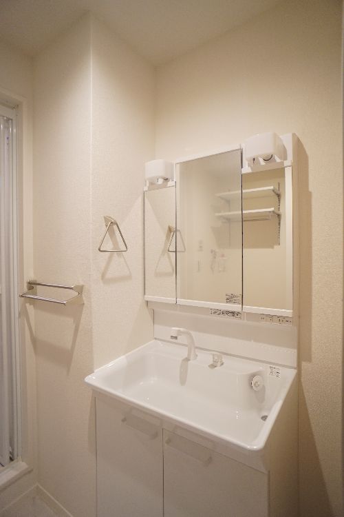 エクラシエ茅ヶ崎 202号-6