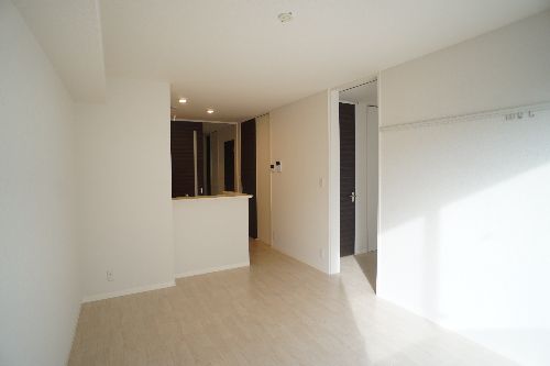 湘南レジデンス　Ｅ 102号-4