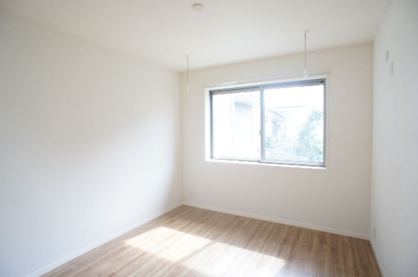 ライフコート湘南 103号-8