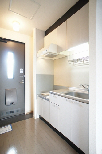 プレミール・シャンブル 203号-4