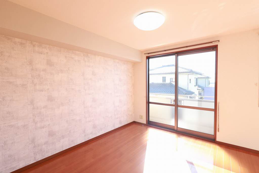 アムール 205号-4