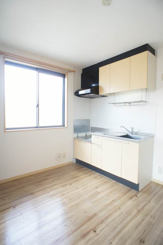 そよ風の物語　六番館 201号-4