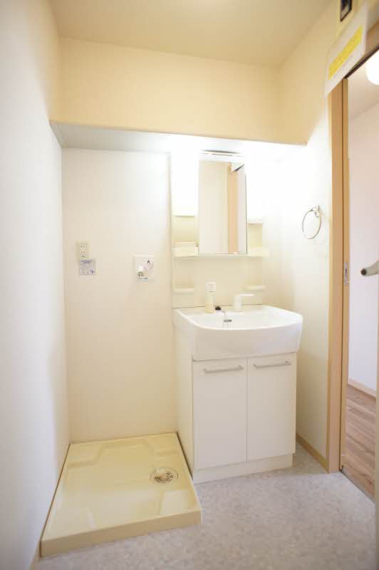 そよ風の物語　六番館 201号-8