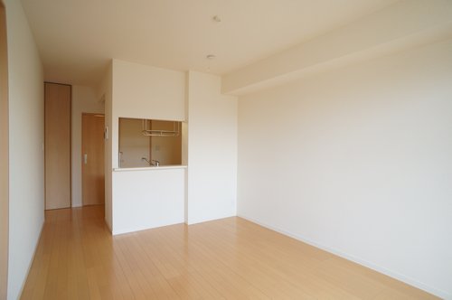 シャーメゾン広貴 201号-3