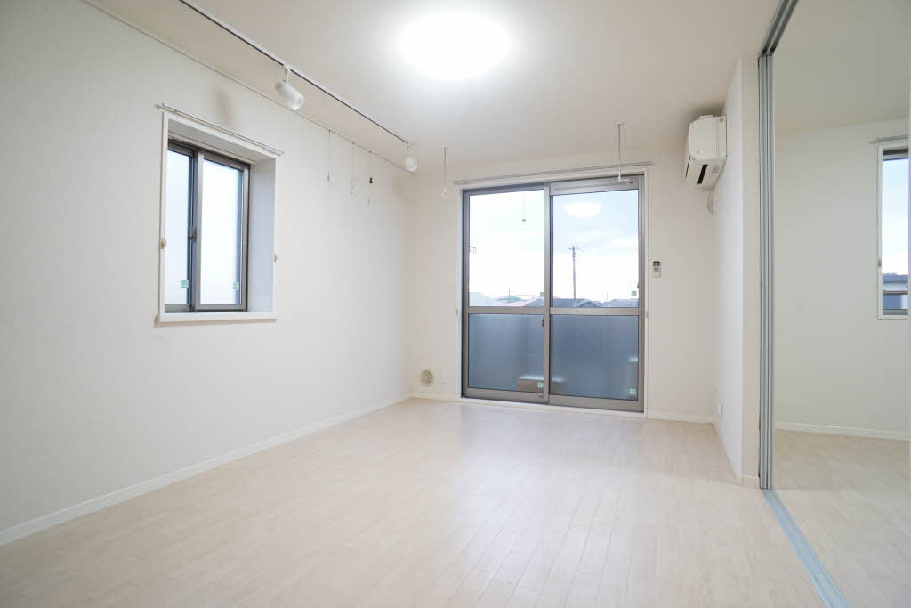 Ｒｏｓｓｏ　Ｂｉａｎｃｏ 201号-4