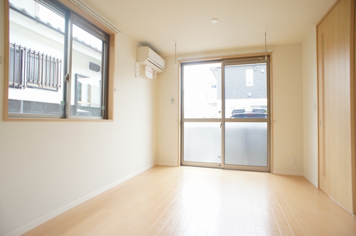 メゾンヴァンベ－ル参番館 101号-2