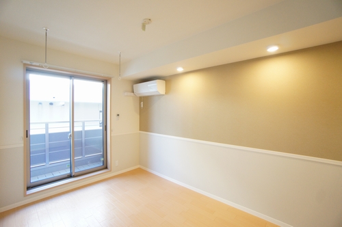 メゾン ロッソ 206号-3