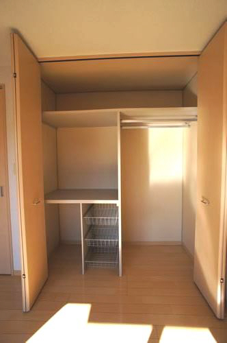 マーシュフィールド六会 102号-4