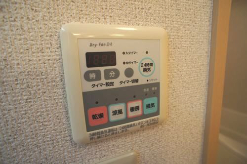 マーシュフィールド六会 102号-8