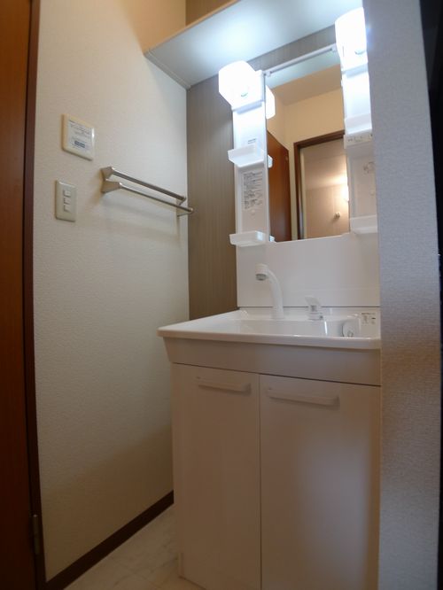 ヴェーラ茅ヶ崎 205号-8