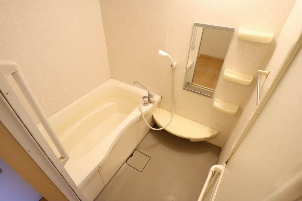 ソレイユ湘南 E 301号-4