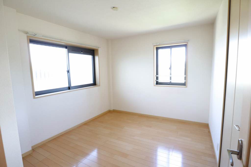 ソレイユ湘南 E 301号-10