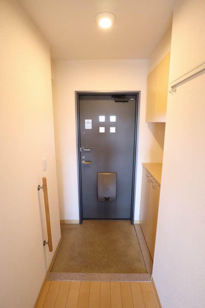 ソレイユ湘南 E 301号-12