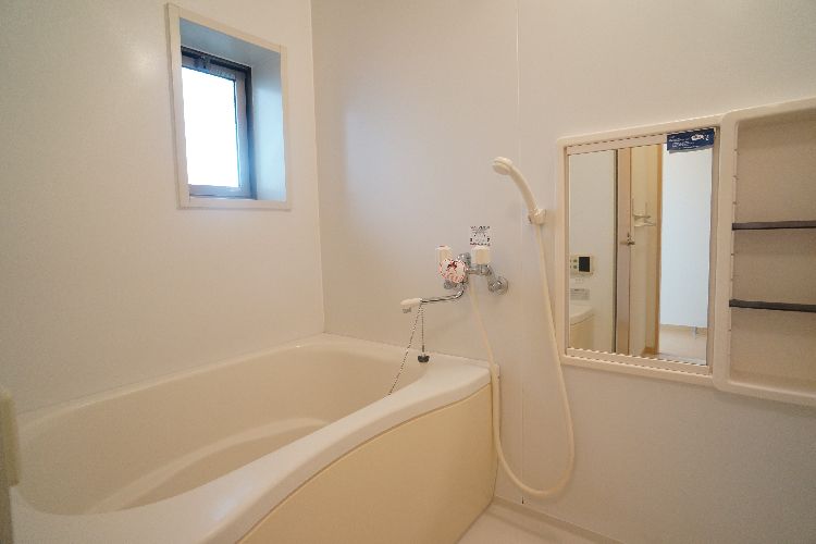 フローラ　Ⅱ 102号-8