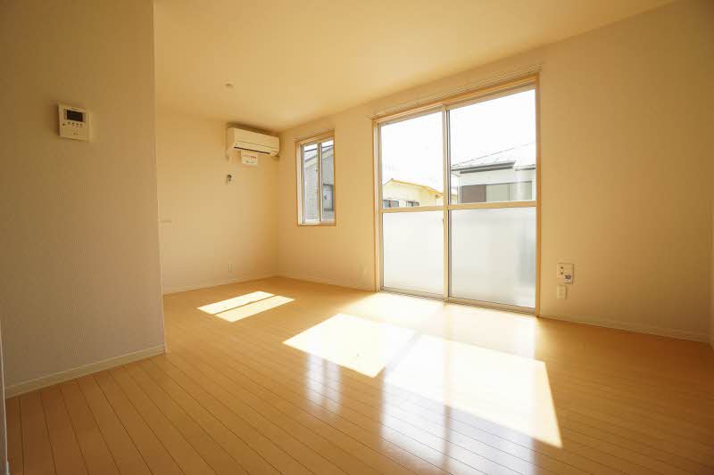 ルミエール湘南台 201号-3