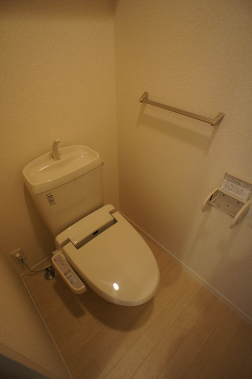 ハイツアゼリア 105号-8