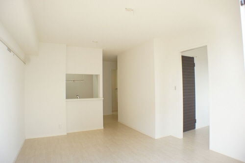 コスモステージ湘南　Ｂ 102号-3