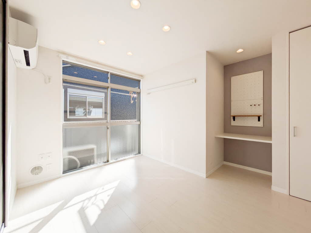 クローバーハイツ 201号-2