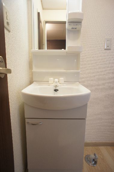 ハイネス大倉山 102号-8