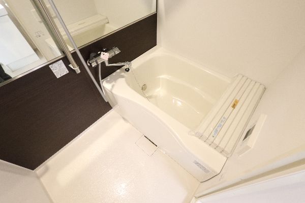 ハイネス大倉山 202号-3