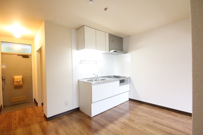 レインボーハイツ本郷台 206号-2