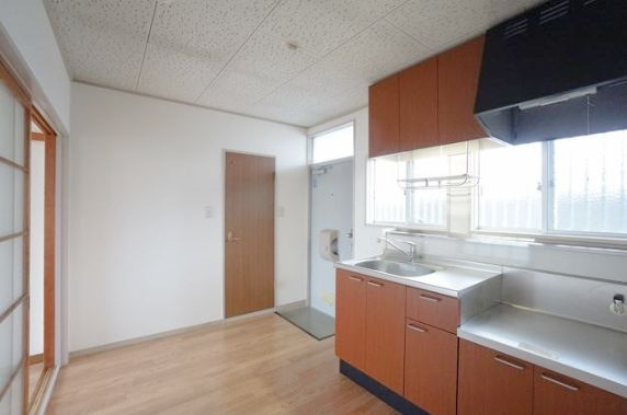 ホワイトハイム　Ｂ 201号-6