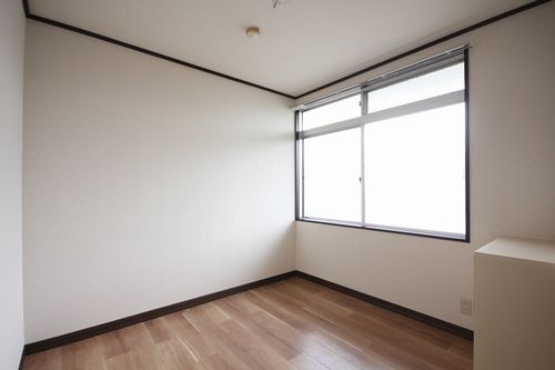 ハイツアイ B 202号-8