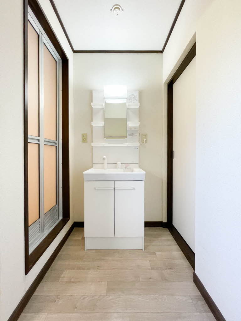 ハイツマリ-ナ 105号-8