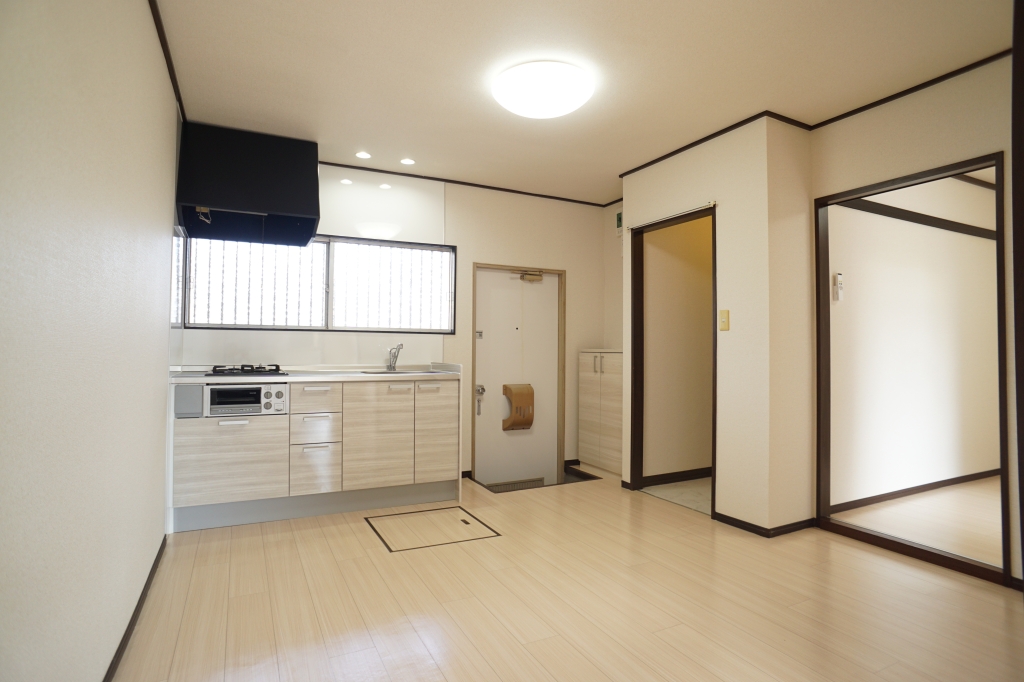 ハイツ村上 102号-2