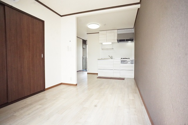 スプリーム 203号-2