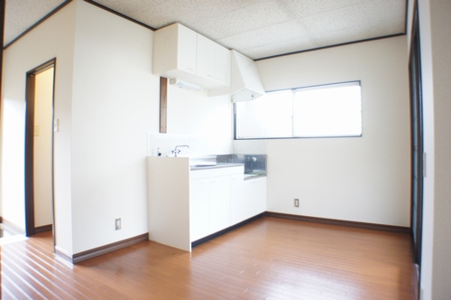 ヴィラウィングス 103号-3