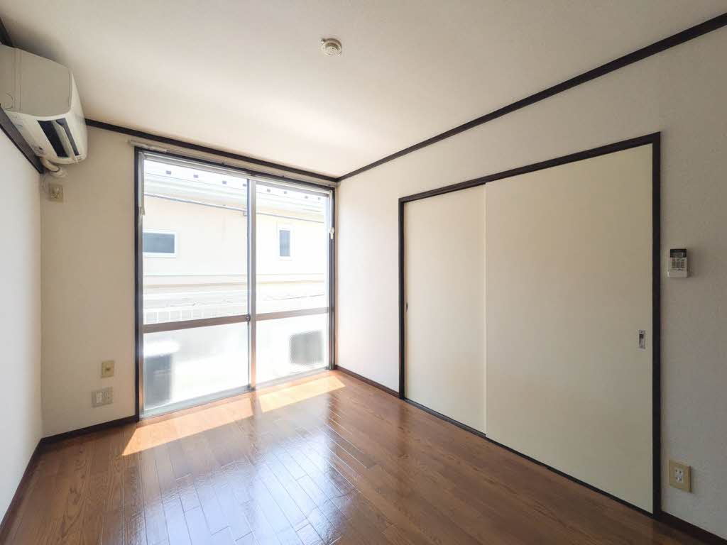 クィーンパレス 203号-5