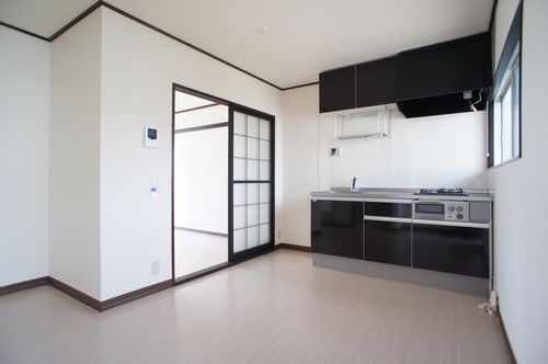 コーポ近藤 203号-2