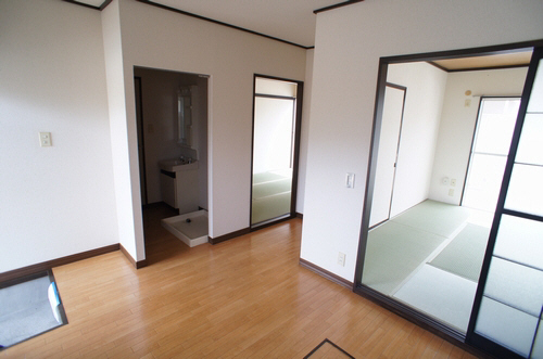 メゾンホワイト　Ａ 101号-3