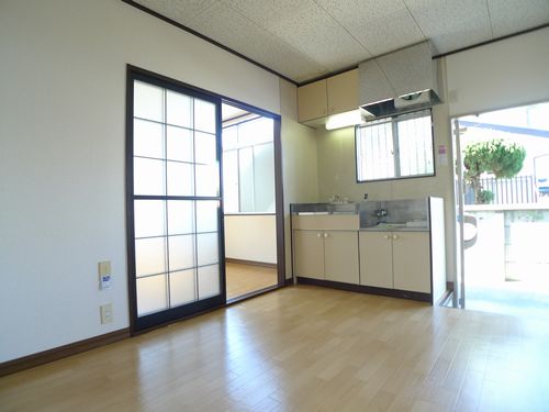 メリーハイツ 102号-2