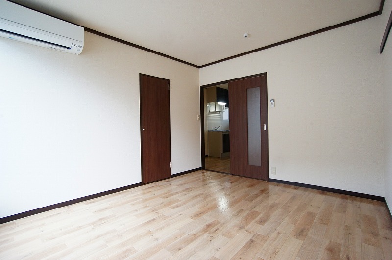 カミーリア・レジデンス 102号-6