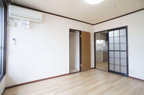 カミーリア・レジデンス 205号-3