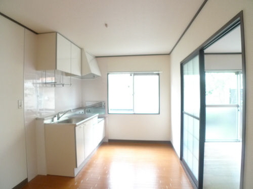 ラミアカーサ茅ケ崎 201号-3