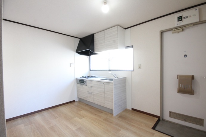 ハイツ東 201号-3