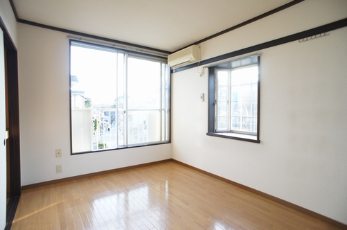 メゾンクレスト 204号-2