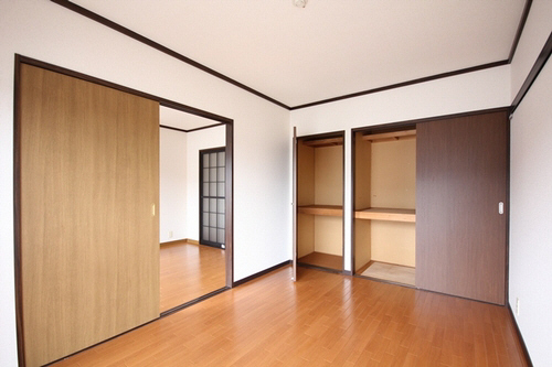 ドミール赤坂 201号-4