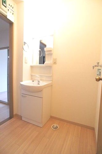 パームトピア 201号-9