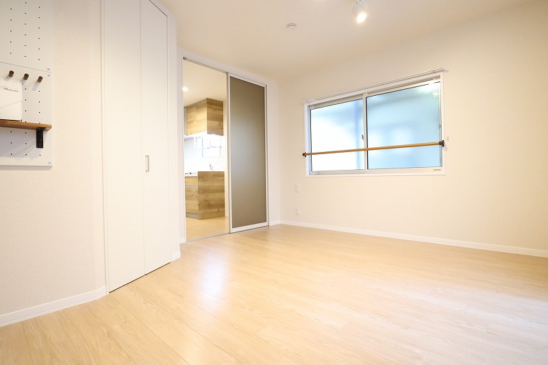 ウエスト・ハイツ 102号-3