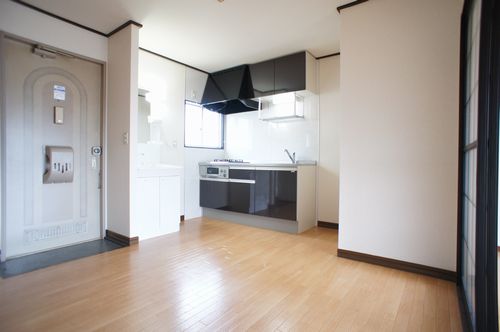 クレスト大和 A 201号-2