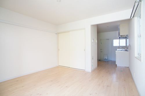 Ｔ．Ｍ．ハイツ 101号-3